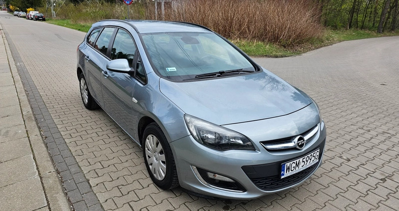 Opel Astra cena 19900 przebieg: 241000, rok produkcji 2013 z Libiąż małe 704